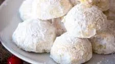 Pecan Snowball Cookies