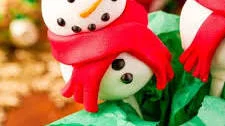 Snowman Cake Pops