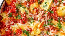 Spinach and Ricotta Stuffed Shells