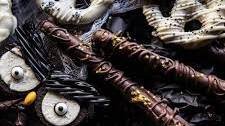 Spooky Halloween Pretzels
