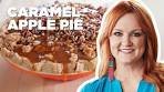 The Pioneer Woman Makes Caramel Apple Pie | The Pioneer ...