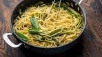 15 Minute Asparagus Lemon Basil Pasta