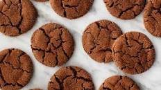 Chewy Molasses Cookies