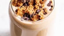 Chocolate Chip Cookie Smoothie {Paleo, Vegan}