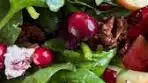 Christmas Spinach Salad This is a bright and fresh salad that's ...