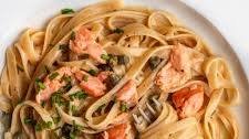 Creamy Salmon Pasta Recipe (easy and delicious)