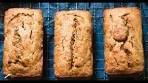 Easy Banana Bread Recipe (with Applesauce)
