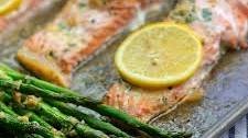 Garlic Butter Salmon and Asparagus