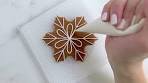 How to Decorate a Gingerbread Snowflake Cookie