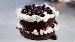 How to Make Chocolate Cherry Cake