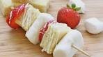 How to Make Dessert Kabobs! (Strawberry Shortcake Skewers ...