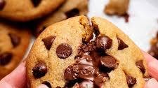 Nutella Stuffed Cookies