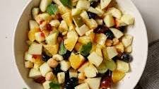 Pakistani Fruit Chaat (with essential tips!)