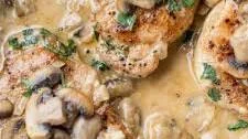 Pork Chops in Creamy Mushroom Sauce