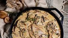 Pork Chops in Creamy Mushroom Sauce