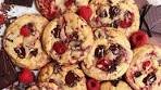 RASPBERRY CHOCOLATE CHIP COOKIES