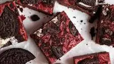 Red Velvet Fudge With Oreos