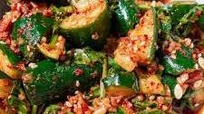Spicy Cold Smashed Cucumber Salad | Sichuan style!