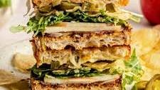 The Ultimate Spicy Cheddar & Apple Fall Veggie Sandwich
