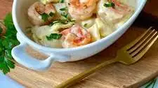 15-Minute Cheese Ravioli with Shrimps and a Butter Garlic Sauce