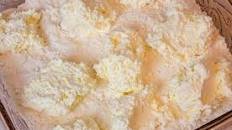 4-Ingredient Blueberry Cheesecake Dump Cake