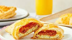 5-Ingredient Breakfast Hand Pies