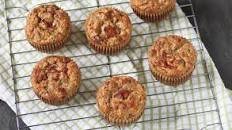 APPLE STREUSEL EGG MUFFINS