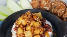 Baked Brie with Pecans and Apples