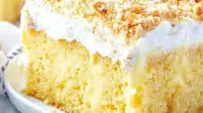 Banana Pudding Poke Cake (+Video)