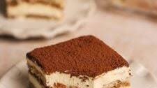 BEST Classic Italian Tiramisu Recipe