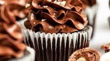 Best Nutella Cupcakes W/ Nutella Buttercream