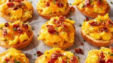 Breakfast Bagel Bites