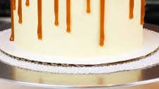 Caramel Drip Cake
