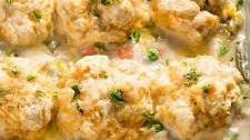 Cheddar Biscuit Chicken Pot Pie Casserole