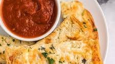 Cheesy Garlic Bread Spread