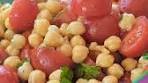 Cherry Tomato and Chickpea Salad! 🍅 This simple 5 minute ...