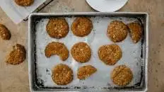 Chewy Anzac Biscuits