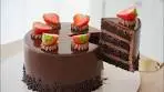 Chocolate Cake With Chocolate Ganache Glaze