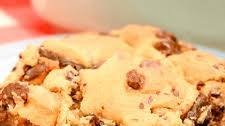 Chocolate Chip Cookie Dough Dump Cake