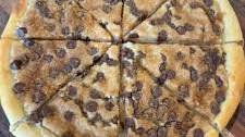 Chocolate Chip Dessert Pizza