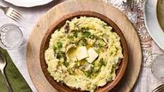 Colcannon (Irish Mashed Potatoes With Cabbage)