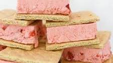 Creamy No-Bake Frozen Strawberry Sandwiches