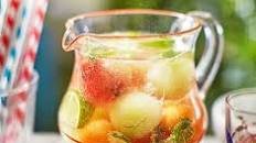 Cucumber, mint & melon punch