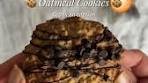 Delicious Oatmeal Cookies Recipe with Chocolate Drizzle