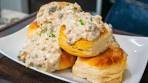 Easy Biscuits and Sausage Gravy Recipe (Perfect Comfort ...
