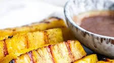Easy Cinnamon Grilled Pineapple Recipe