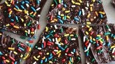 Easy Homemade Chocolate Bark with Sprinkles