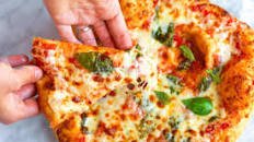 Easy Margherita Pizza