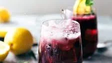 Easy Sparkling Blueberry Lemonade