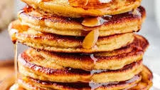 Fluffy Almond Flour Pancakes